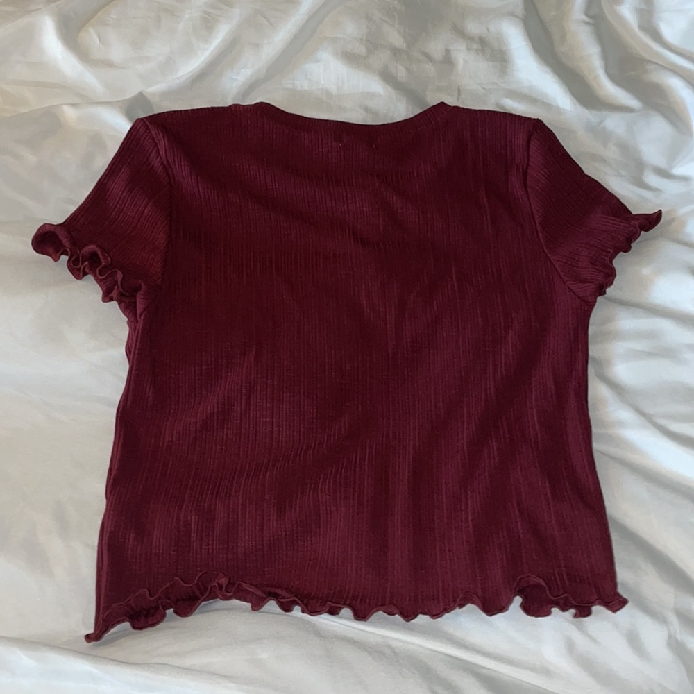 Maroon Top with Ruffled Bottom - Perfect For Fall! - Picture 2 of 3